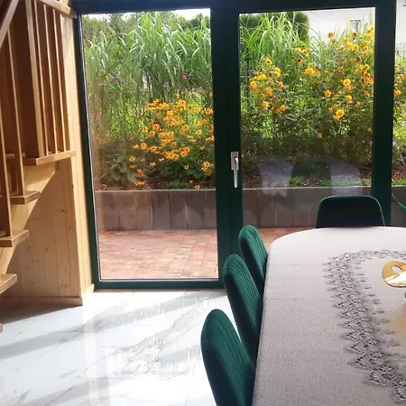 Cztery Pory Roku Z Lazienkami Do Wynajecia Appartement *
