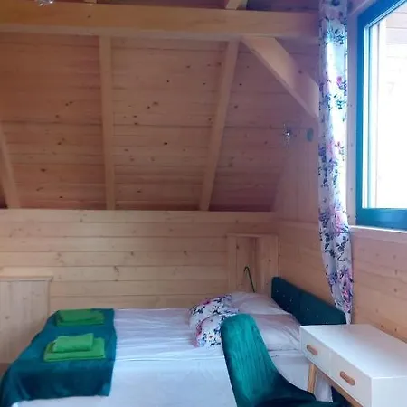 Appartamento Cztery Pory Roku Z Lazienkami Do Wynajecia